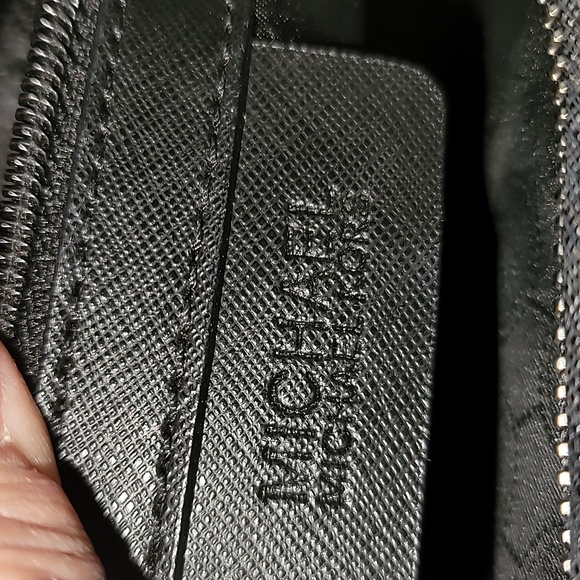 Michael Kors Crossbody - Picture 8 of 9